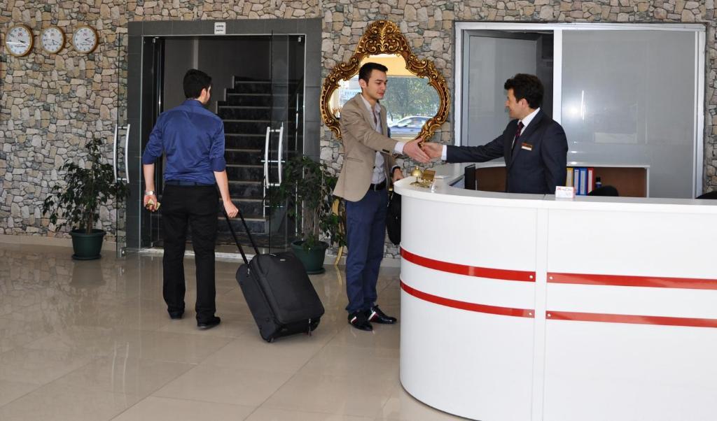 Avcilar Vizyon Hotel อิสตันบูล ภายนอก รูปภาพ
